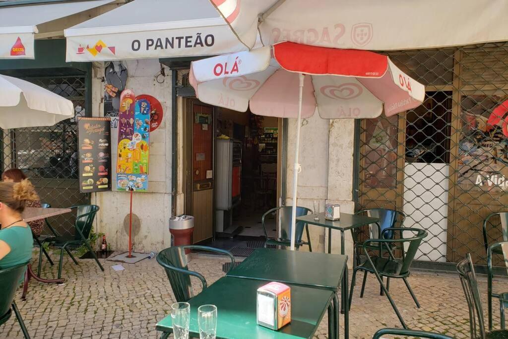 Feira Da Ladra Comfy Premium Lägenhet Lisboa Exteriör bild
